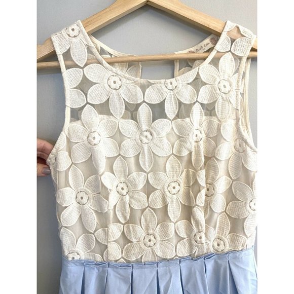 Altar’d State *3/$20 Sale* - Picture 2 of 10